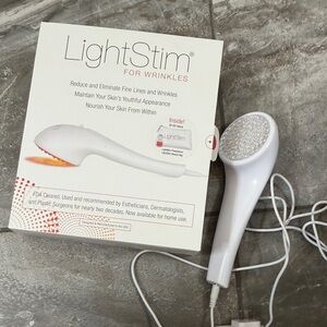 LightStim White Skincare Tool for Wrinkles